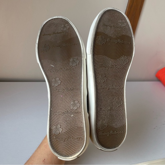 Tommy Bahama Striped Slip-On Shoes with Gold Accents Womens Size 9 - Picture 7 of 7